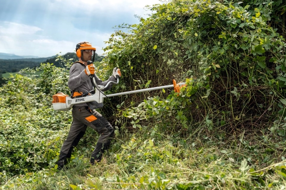 Stihl snažni benzinski trimer poljana